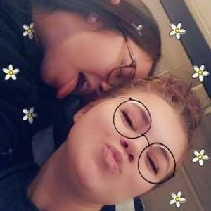 Meet your Posher, Kenzie